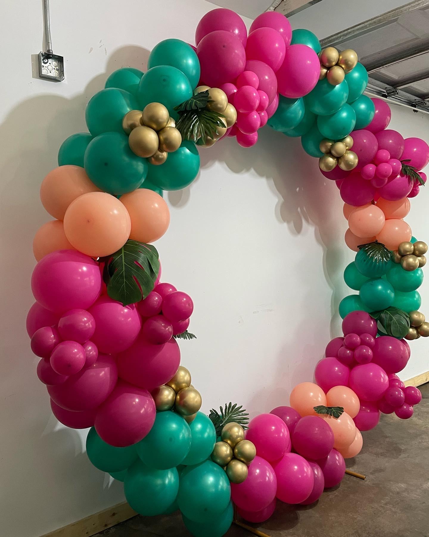 Ring setup balloon display